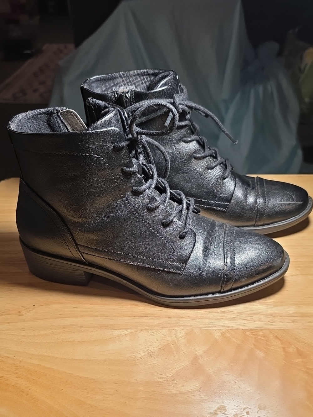Women's Black Leather Lace-Up Ankle Boots